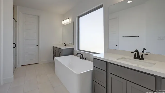 $624,900 | 213 Hidalgo, Boerne, TX 78006