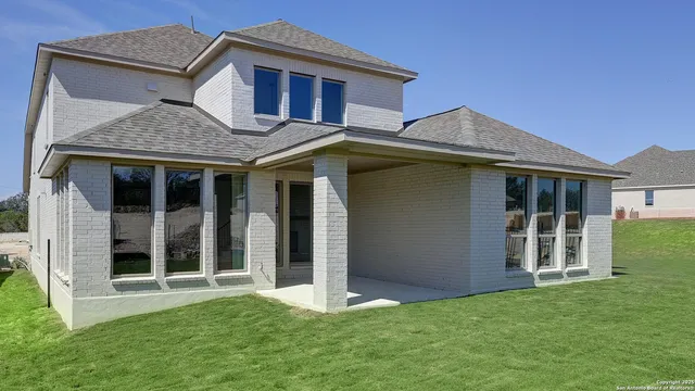 $624,900 | 213 Hidalgo, Boerne, TX 78006