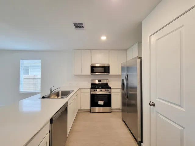 $1,750 | 388 Tejas Trail, Waller, TX 77484