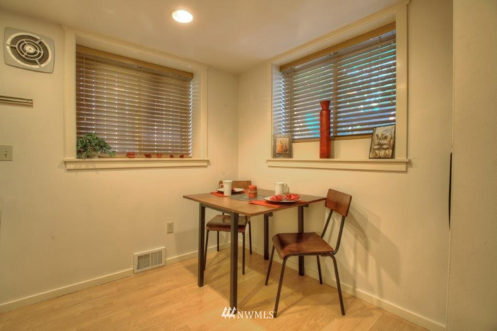 716 North 67th Street Seattle, WA 98103 - Photo 14 of 21 Gallery Image 14