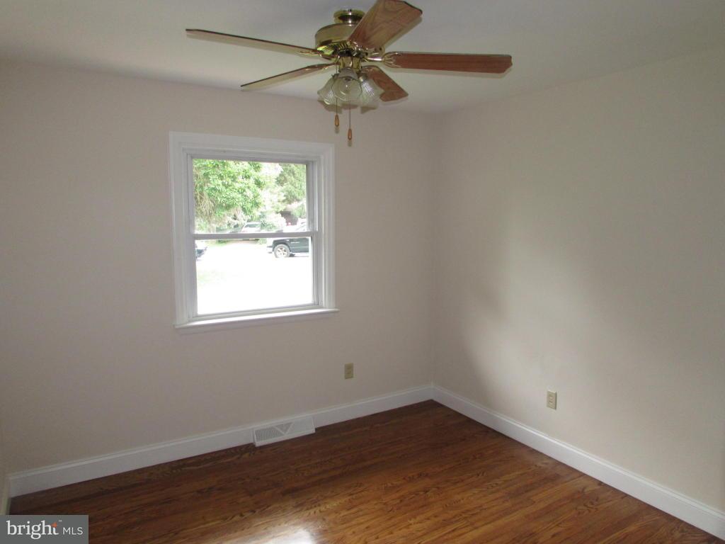 1701 Zarker Road Lancaster, PA 17601 - Photo 11 of 20