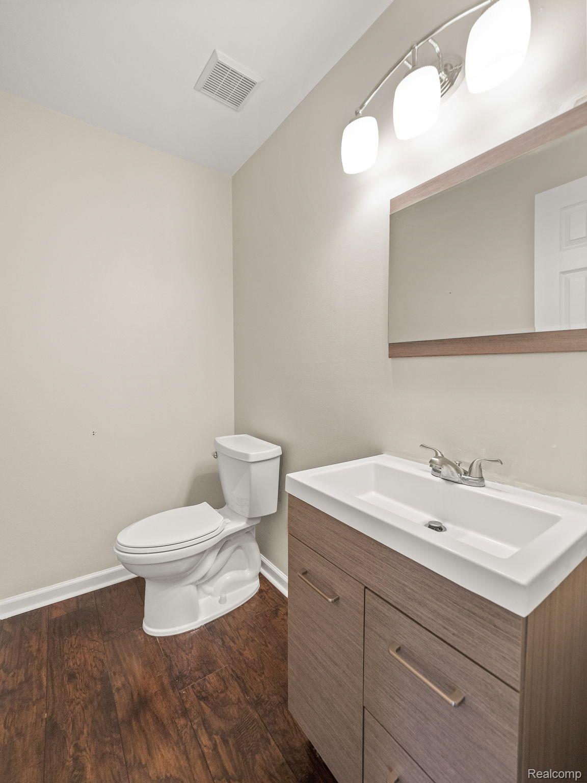 1428 Crescent Lane Rochester, MI 48306 - Photo 25 of 30