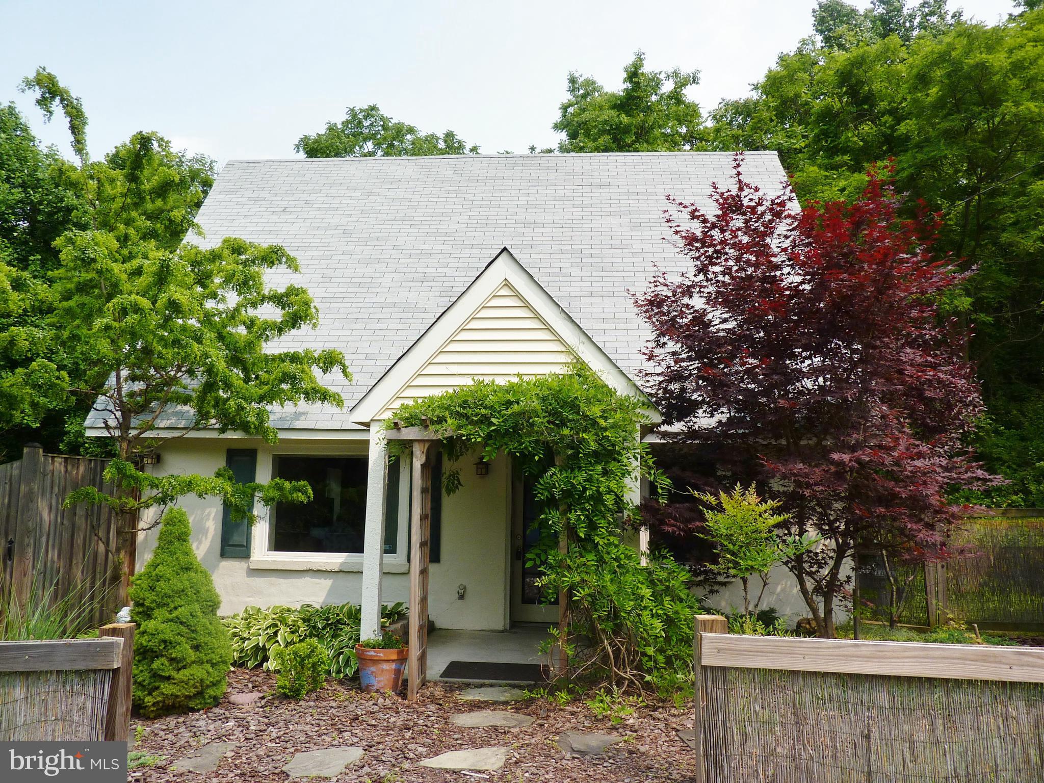 Exterior (Front)
