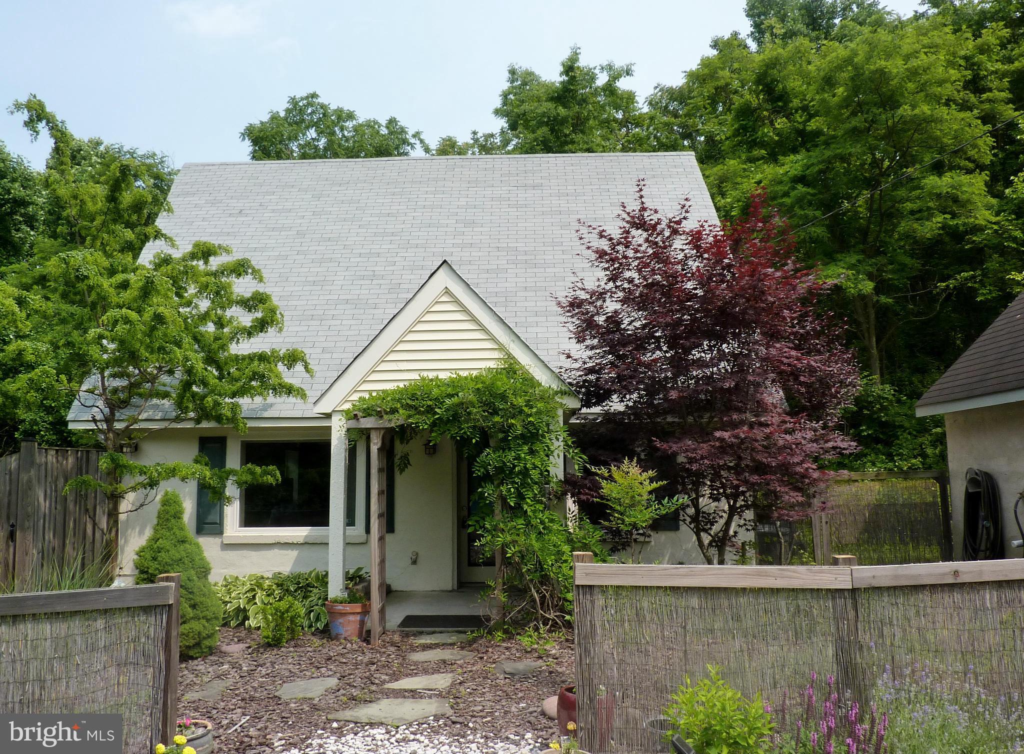 Exterior (Front)