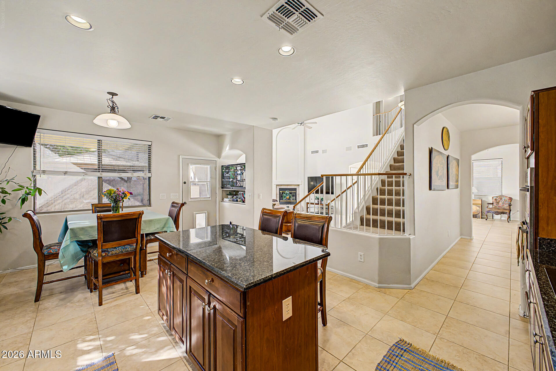 946 West Gascon Road San Tan Valley, AZ 85143 - Photo 4 of 41 Kitchen