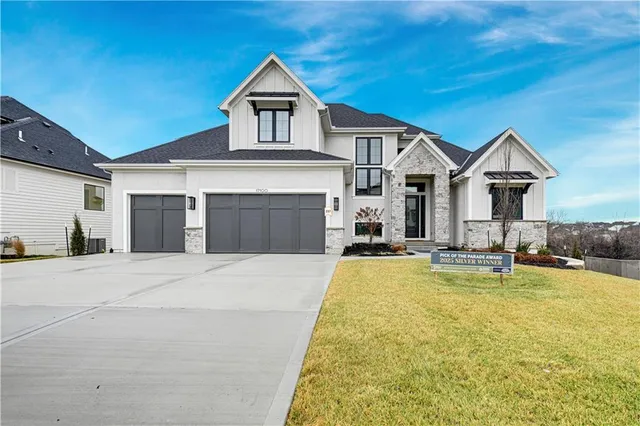 $1,396,500 | 17100 Earnshaw Street, Overland Park, KS 66210