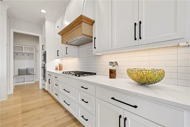 $1,396,500 | 17100 Earnshaw Street, Overland Park, KS 66210