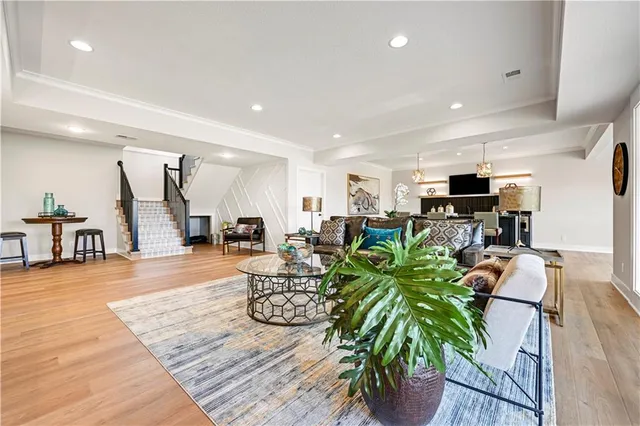 $1,396,500 | 17100 Earnshaw Street, Overland Park, KS 66210