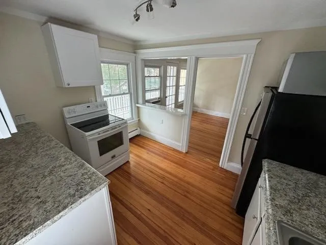 $2,500 | 71 High Street, Westerly, RI 02891