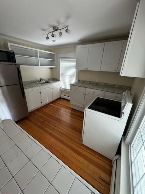 71 High Street Westerly, RI 02891 - Photo 5 of 14