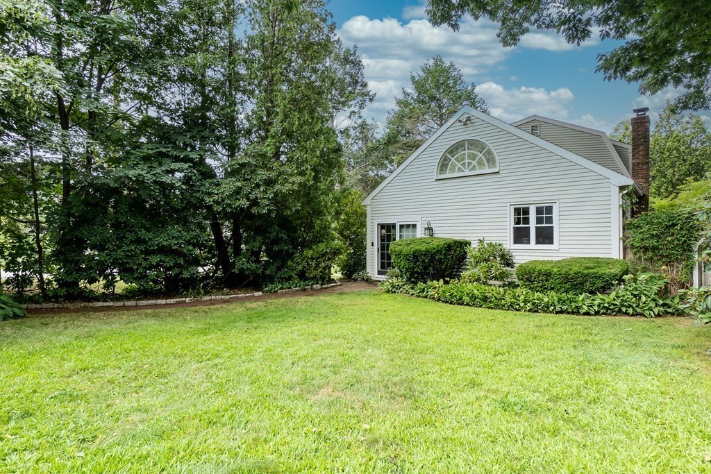 2 Morgan Road Beverly, MA 01915 - Photo 3 of 42 Gallery Image 3