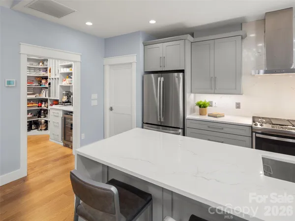 $1,150,000 | 255 Dalhousie Court, Flat Rock, NC 28731