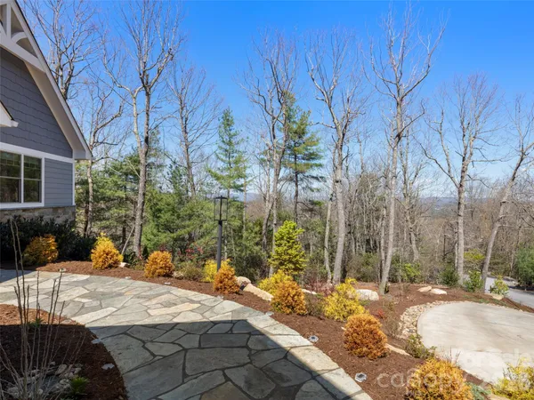 $1,150,000 | 255 Dalhousie Court, Flat Rock, NC 28731