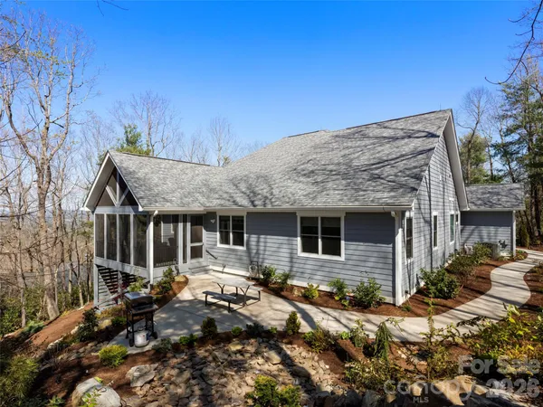 $1,150,000 | 255 Dalhousie Court, Flat Rock, NC 28731