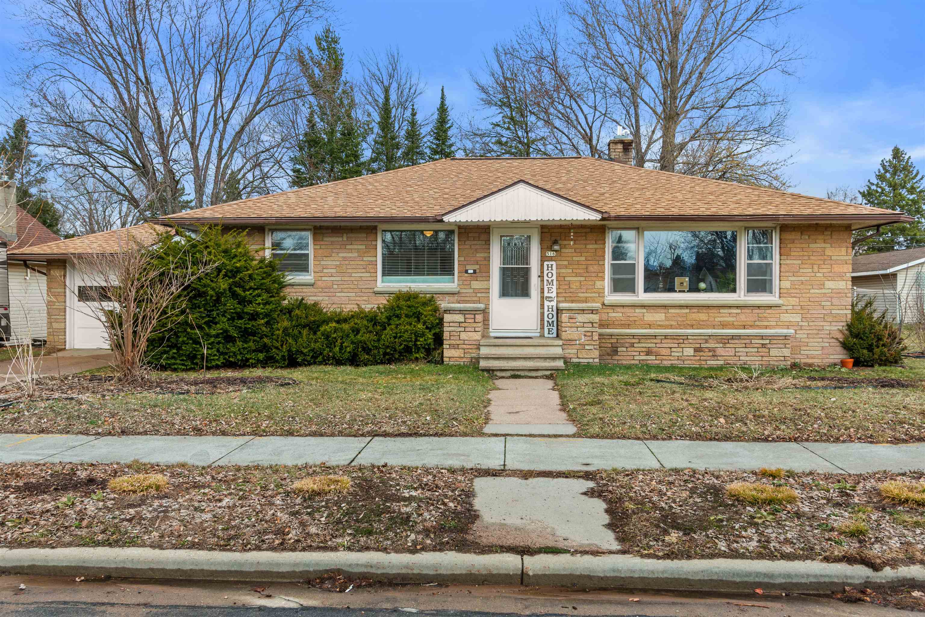 516 6th Avenue Stevens Point, WI 54481 - Photo 1 of 24