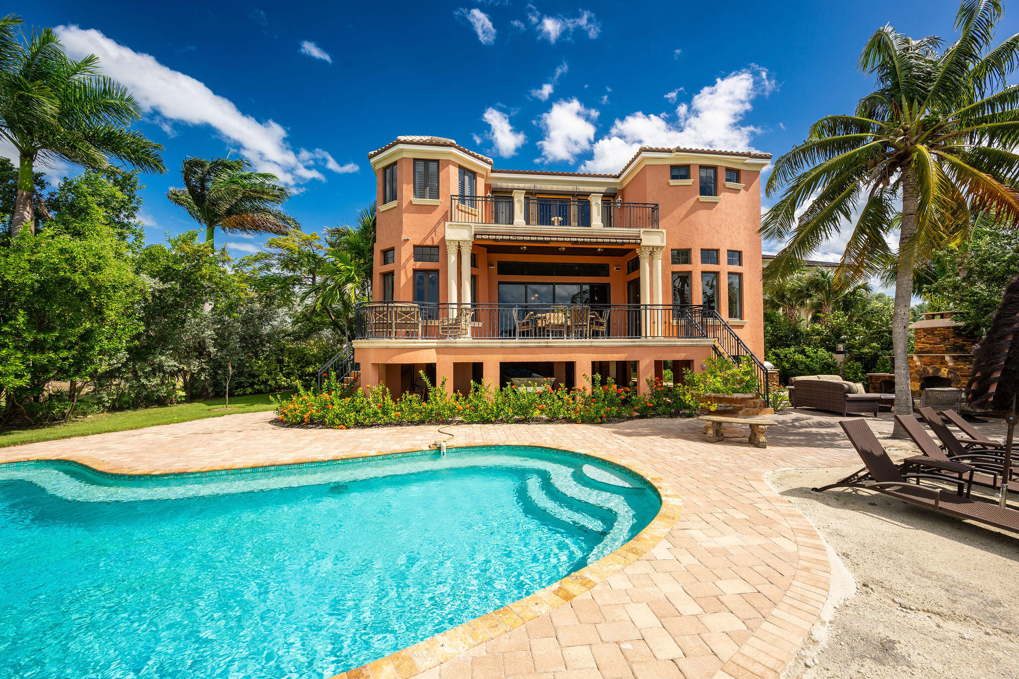 30 Cannon Royal Drive Shark Key, FL 33040 - Photo 47 of 48 BACK OF THE HOME