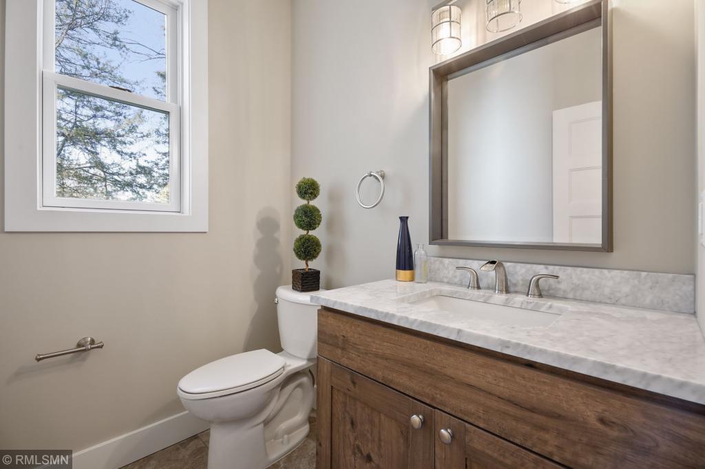 1089 Sherwood Road Shoreview, MN 55126 - Photo 18 of 45 Gallery Image 18