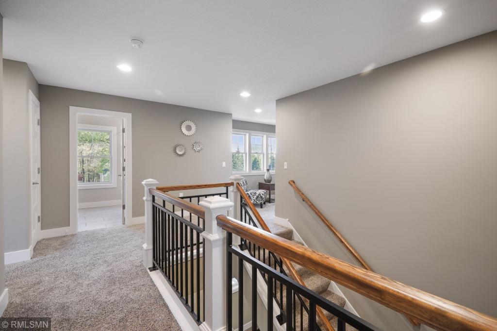 1089 Sherwood Road Shoreview, MN 55126 - Photo 19 of 45 Gallery Image 19