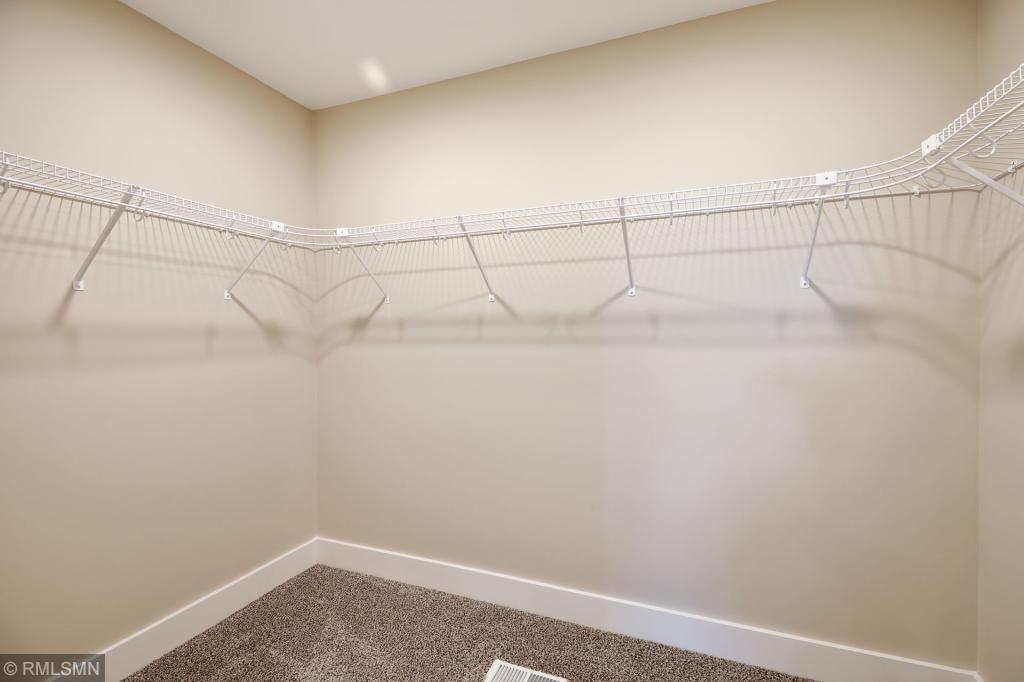 1089 Sherwood Road Shoreview, MN 55126 - Photo 24 of 45 Gallery Image 24