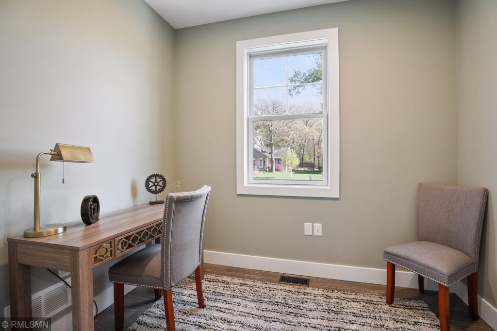 1089 Sherwood Road Shoreview, MN 55126 - Photo 7 of 45 Gallery Image 7
