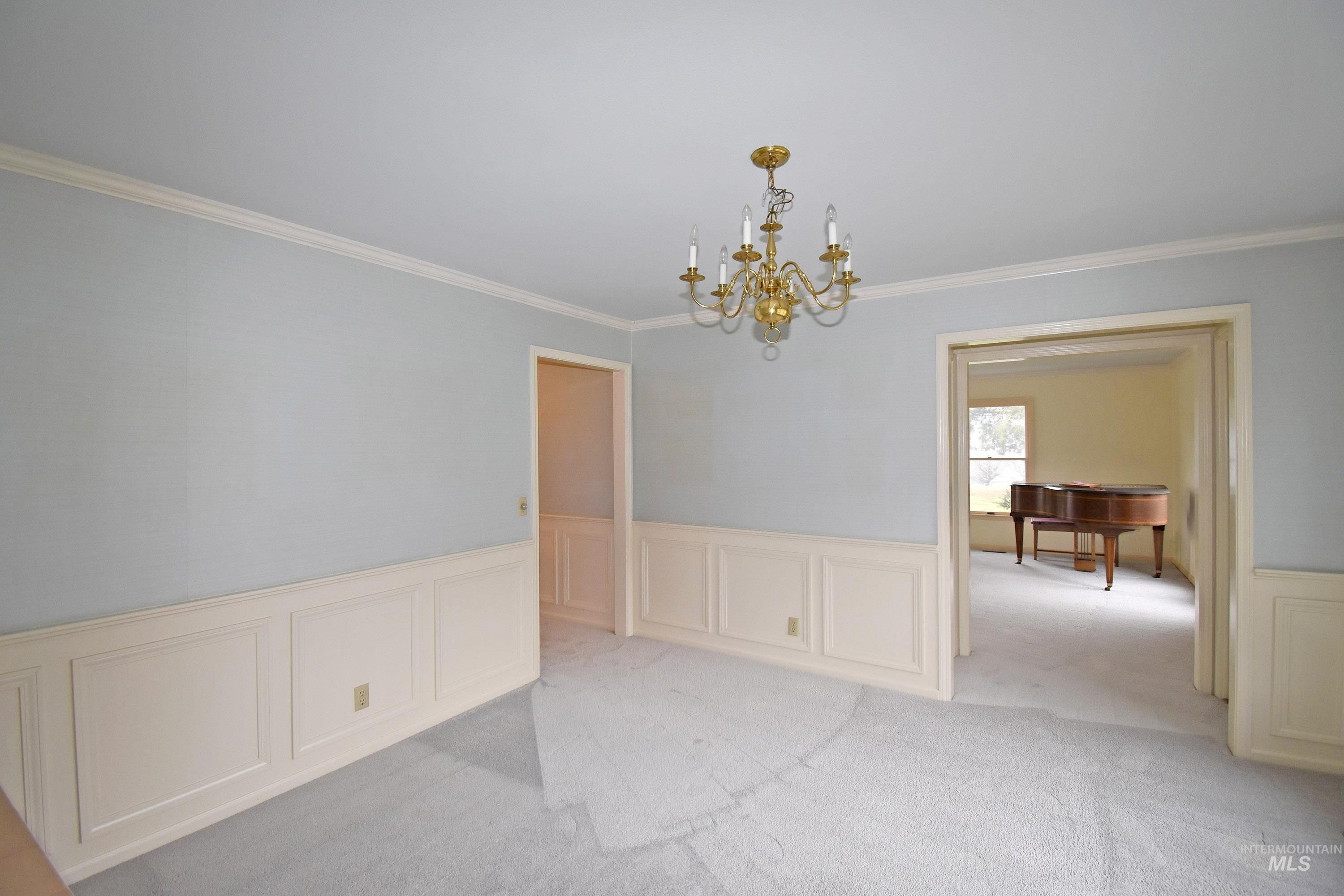 531 Silcott Road Clarkston, WA 99403 - Photo 12 of 48