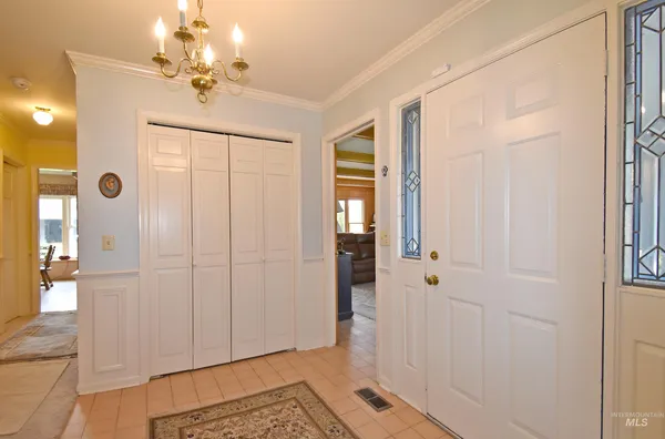 $1,244,000 | 531 Silcott Road, Clarkston, WA 99403