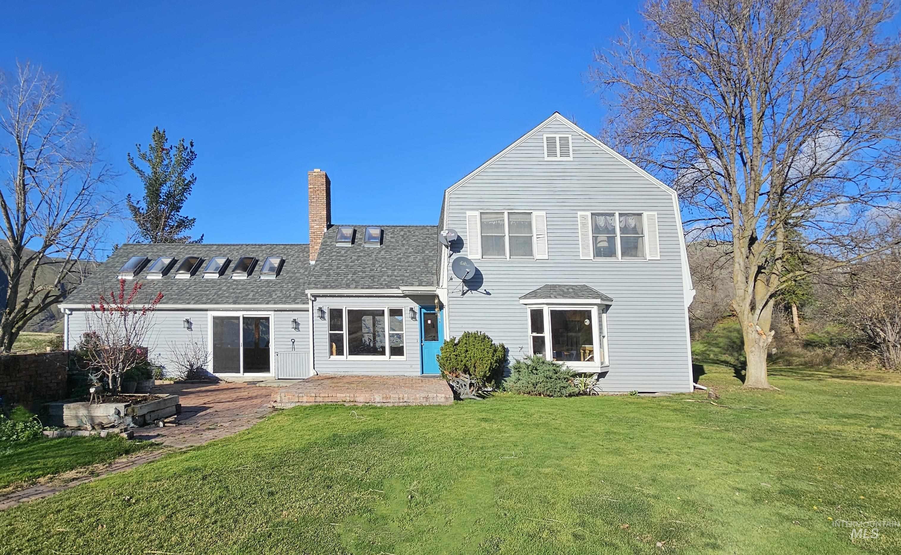 531 Silcott Road Clarkston, WA 99403 - Photo 2 of 48