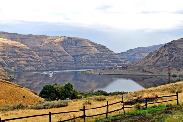 $1,500,000 | 531 Silcott Road, Clarkston, WA 99403