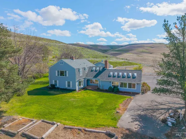 $1,244,000 | 531 Silcott Road, Clarkston, WA 99403