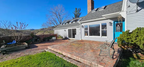 $1,244,000 | 531 Silcott Road, Clarkston, WA 99403