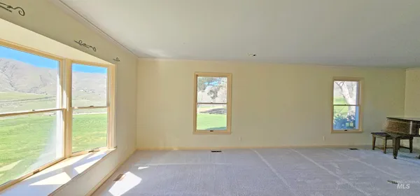 $1,244,000 | 531 Silcott Road, Clarkston, WA 99403