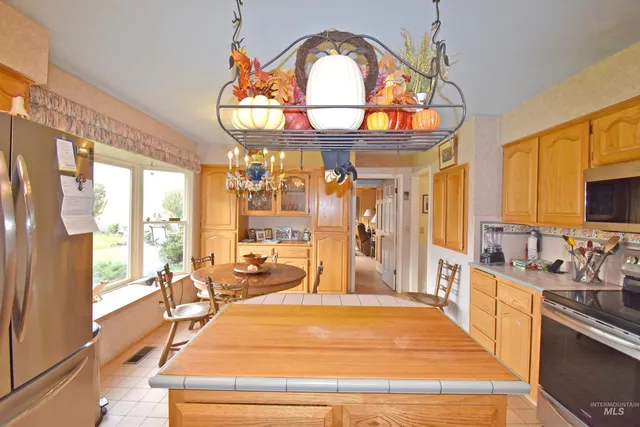 $1,500,000 | 531 Silcott Road, Clarkston, WA 99403