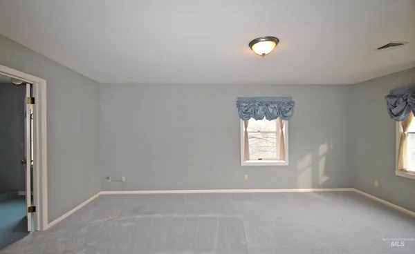 $1,244,000 | 531 Silcott Road, Clarkston, WA 99403