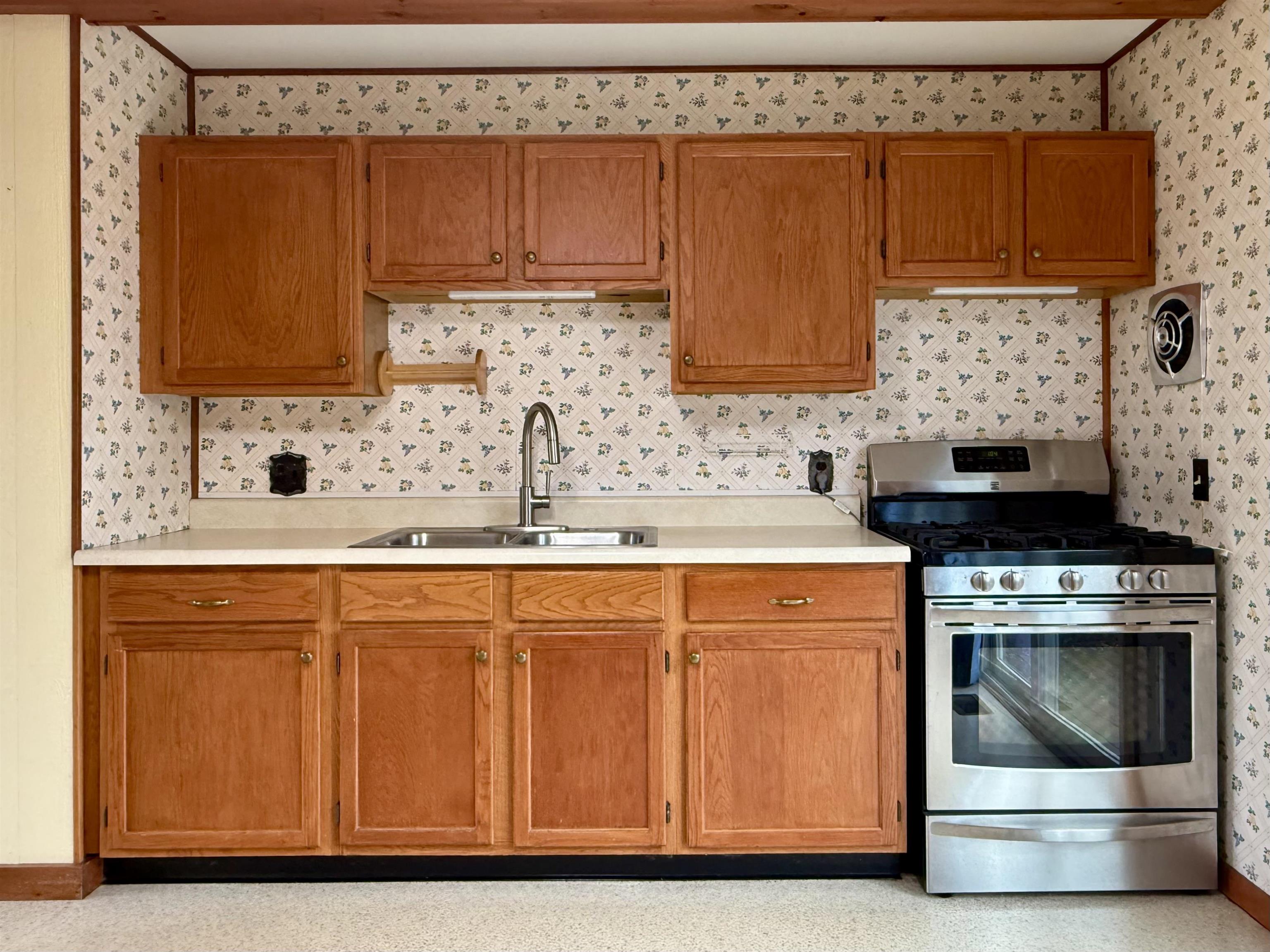 37 Meadow Road Milton, VT 05468 - Photo 7 of 45 Gallery Image 7