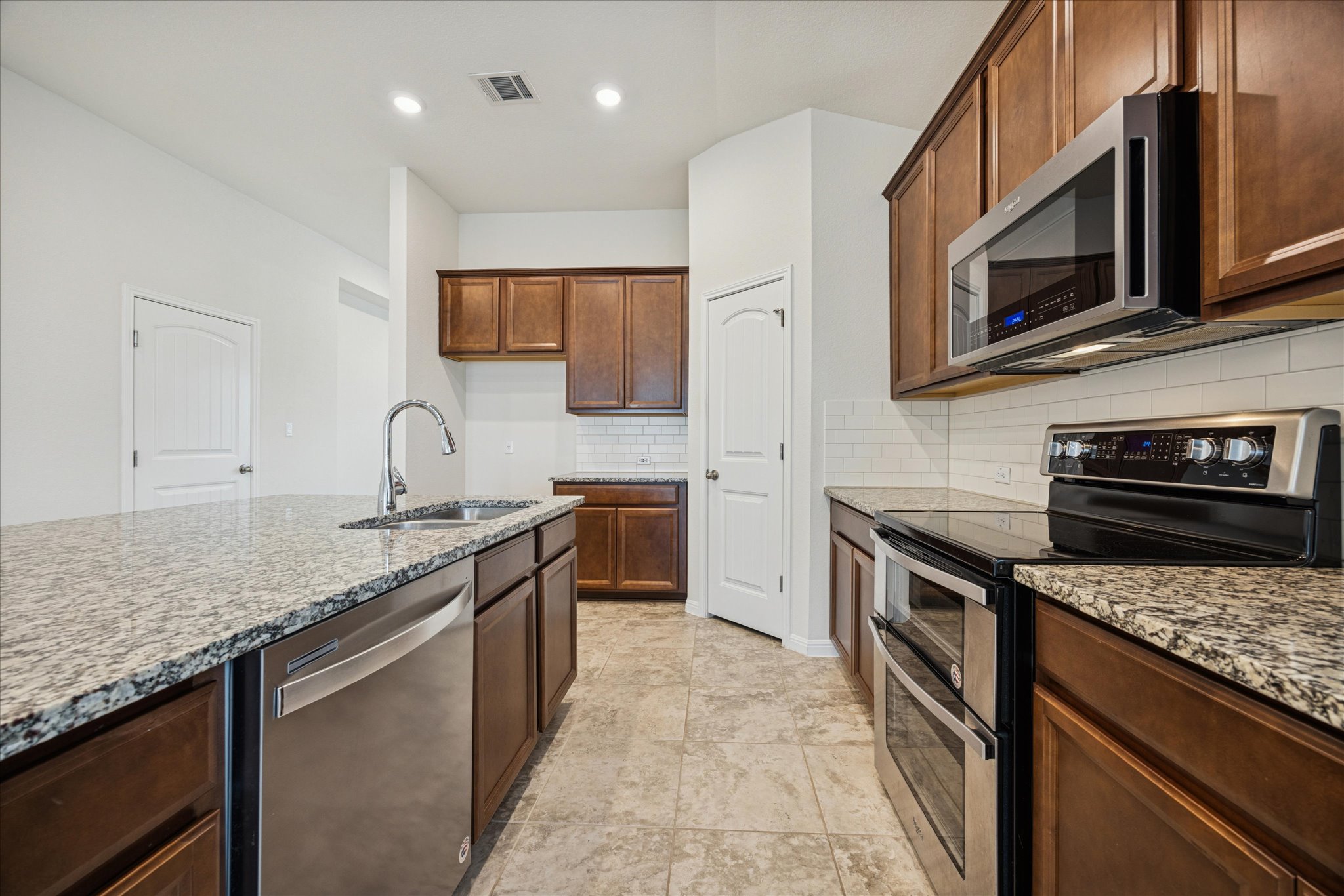 19201 Quebrada Drive Pflugerville, TX 78660 - Photo 17 of 31