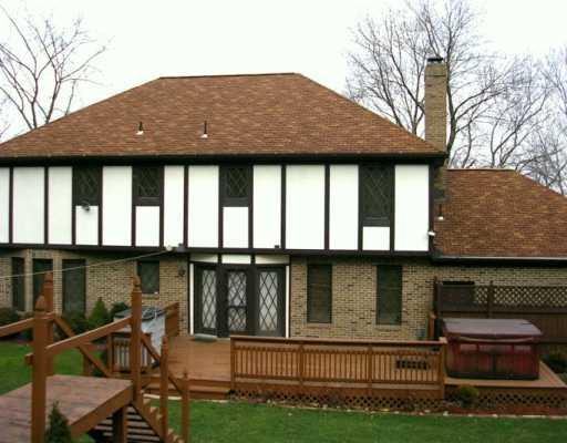 105 Maple Lane McKees Rocks, PA 15136 - Photo 5 of 6 Patio/Deck.