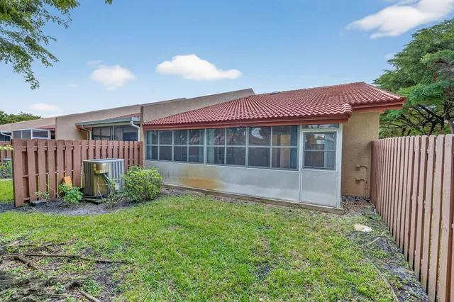 $329,900 | 9910 Malvern Drive, Tamarac, FL 33321