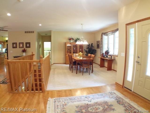 2242 Moorlands Howell, MI 48855 - Photo 22 of 54 004.jpg