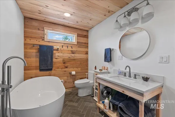 $729,000 | 11980 N Highway, Horseshoe Bend, ID 83629