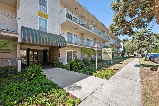 $2,195 | 3656 Garnet Street, Unit 324, Torrance, CA 90503