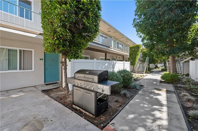 $2,195 | 3656 Garnet Street, Unit 324, Torrance, CA 90503