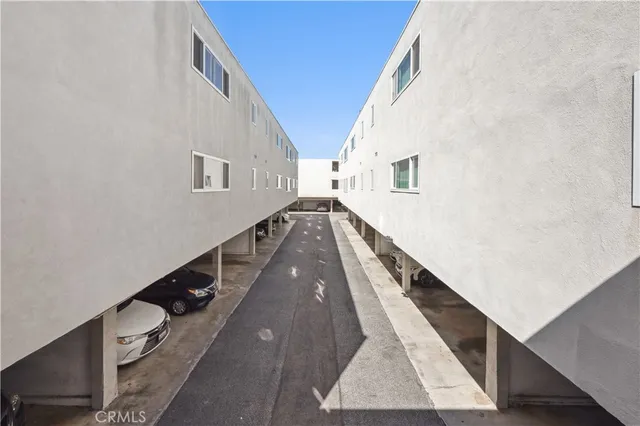 $2,195 | 3656 Garnet Street, Unit 324, Torrance, CA 90503