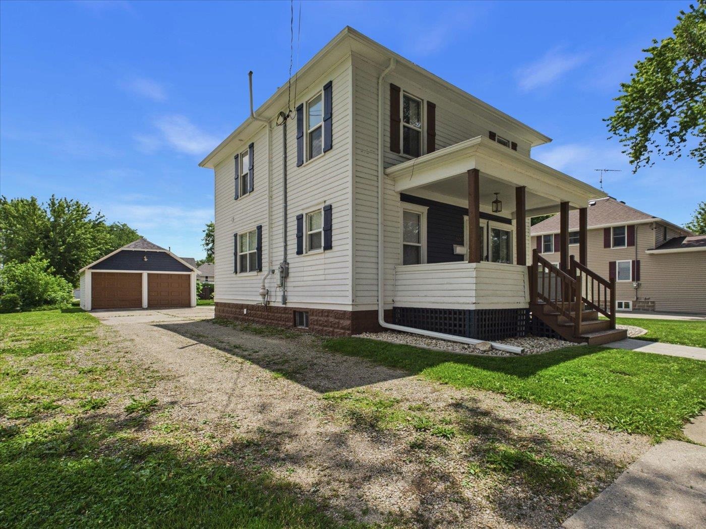 450 Second Street Randolph, WI 53956 - Photo 2 of 43
