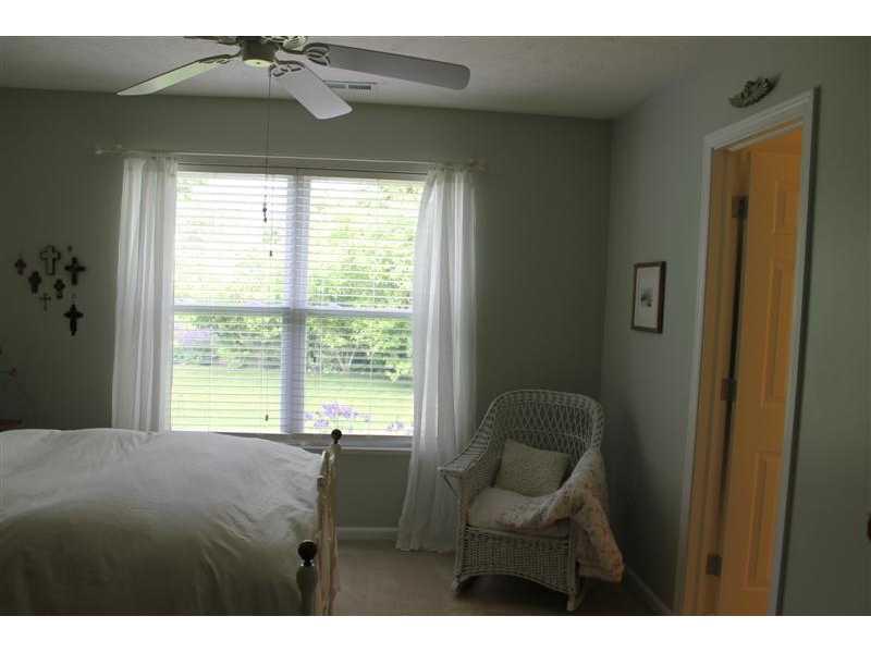 5828 Outer Bank Road Indianapolis, IN 46239 - Photo 11 of 23 Gallery Image 11