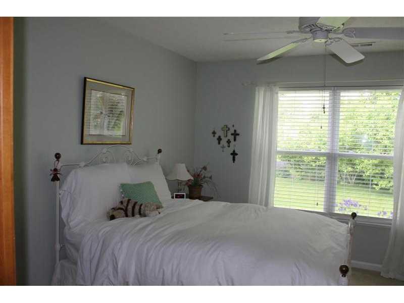 5828 Outer Bank Road Indianapolis, IN 46239 - Photo 10 of 23 Gallery Image 10