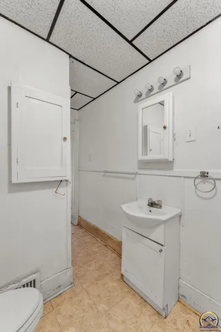 $92,000 | 1181 Southwest MacVicar Avenue, Topeka, KS 66604