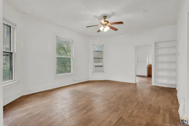 $92,000 | 1181 Southwest MacVicar Avenue, Topeka, KS 66604