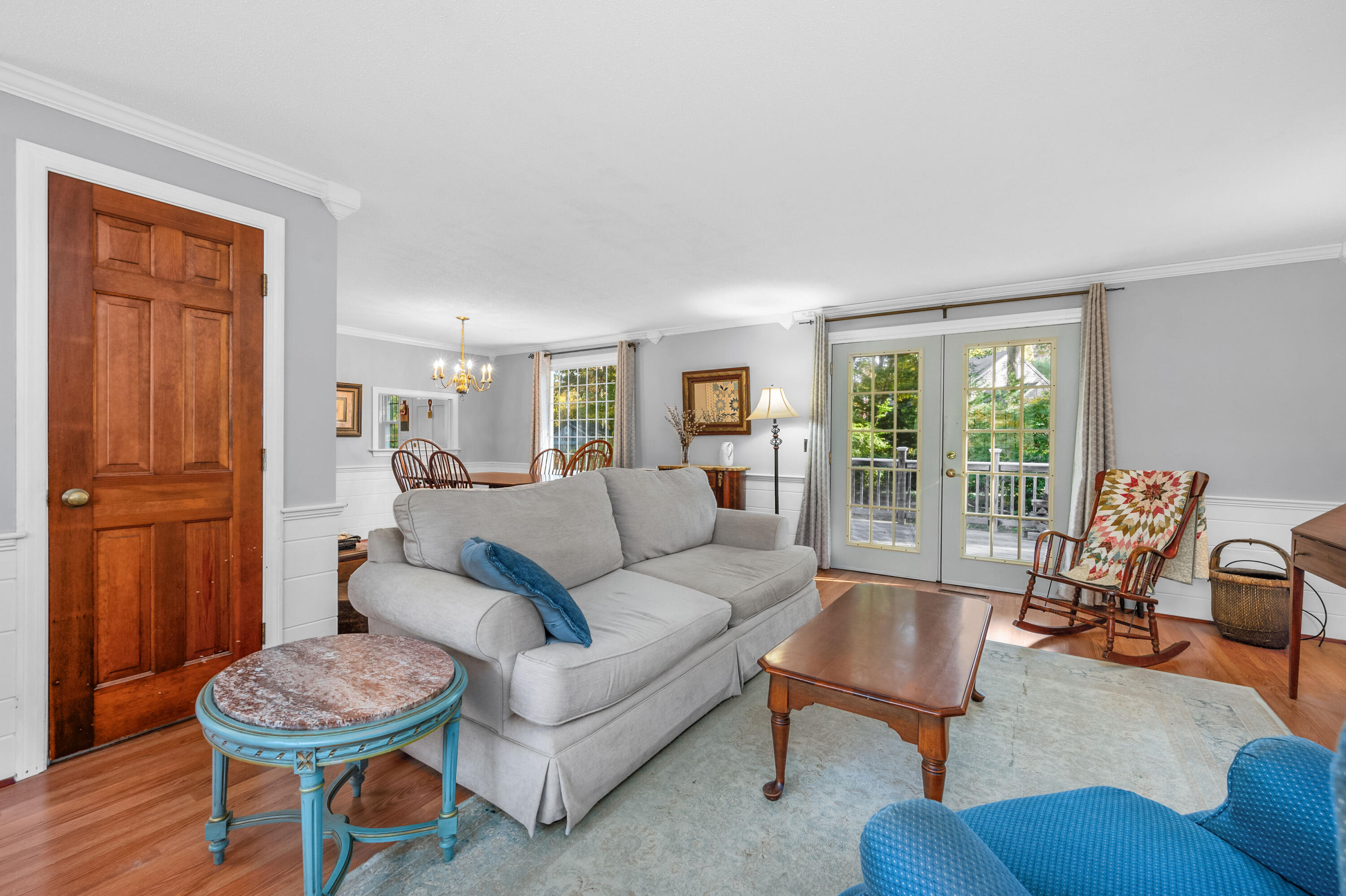 43 Chipman Road Sandwich, MA 02563 - Photo 8 of 35 a living room with furniture and a window