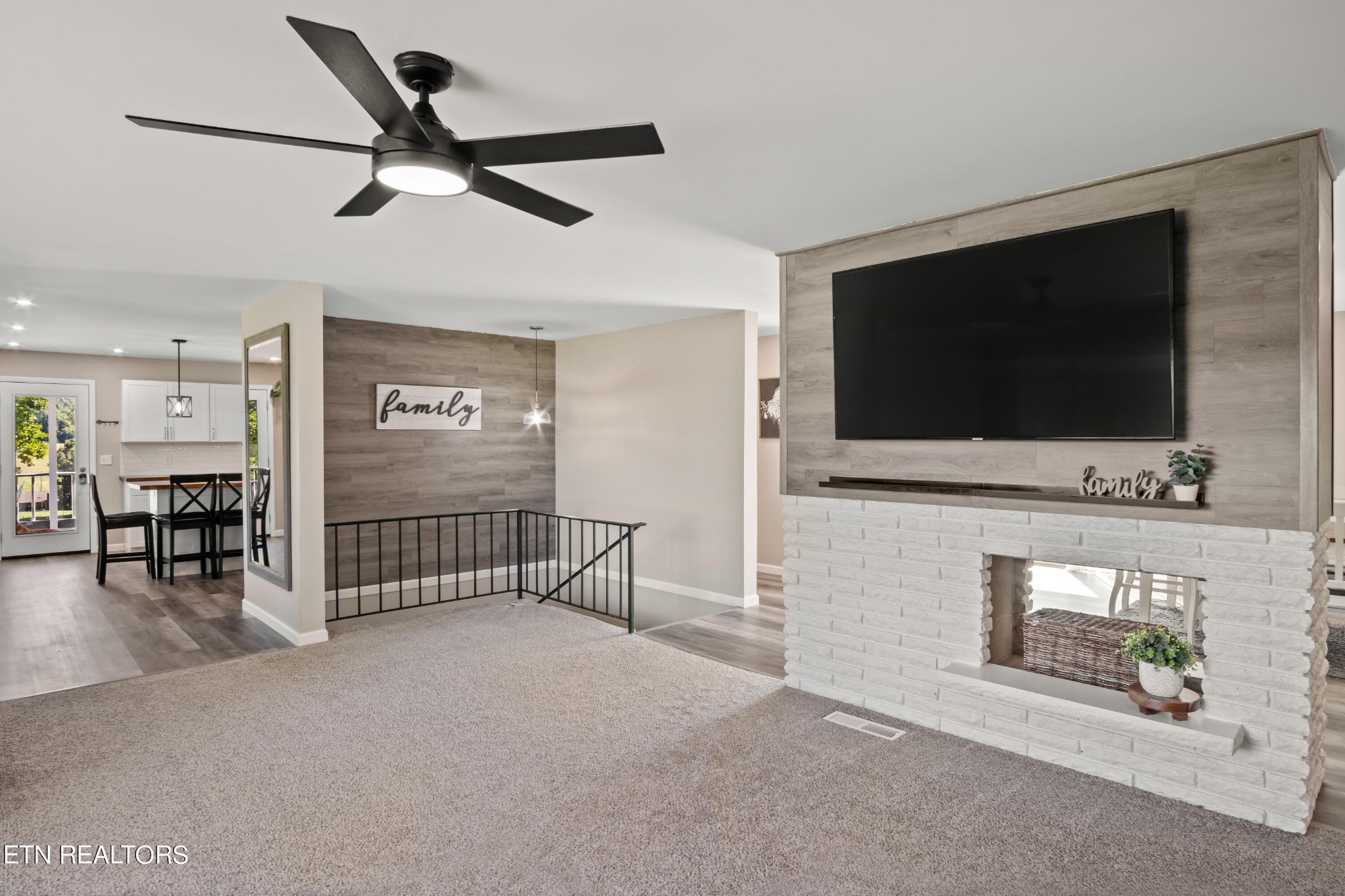 3674 Pleasant Ridge Road Talbott, TN 37877 - Photo 27 of 60 a living room with furniture and a flat screen tv
