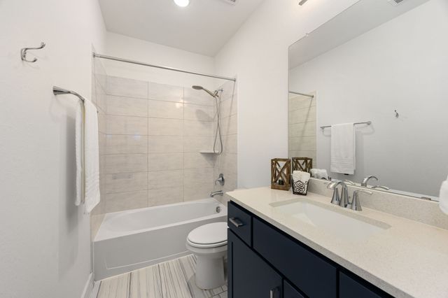 $720,000 | 1724 Leilani Drive, Houston, TX 77055